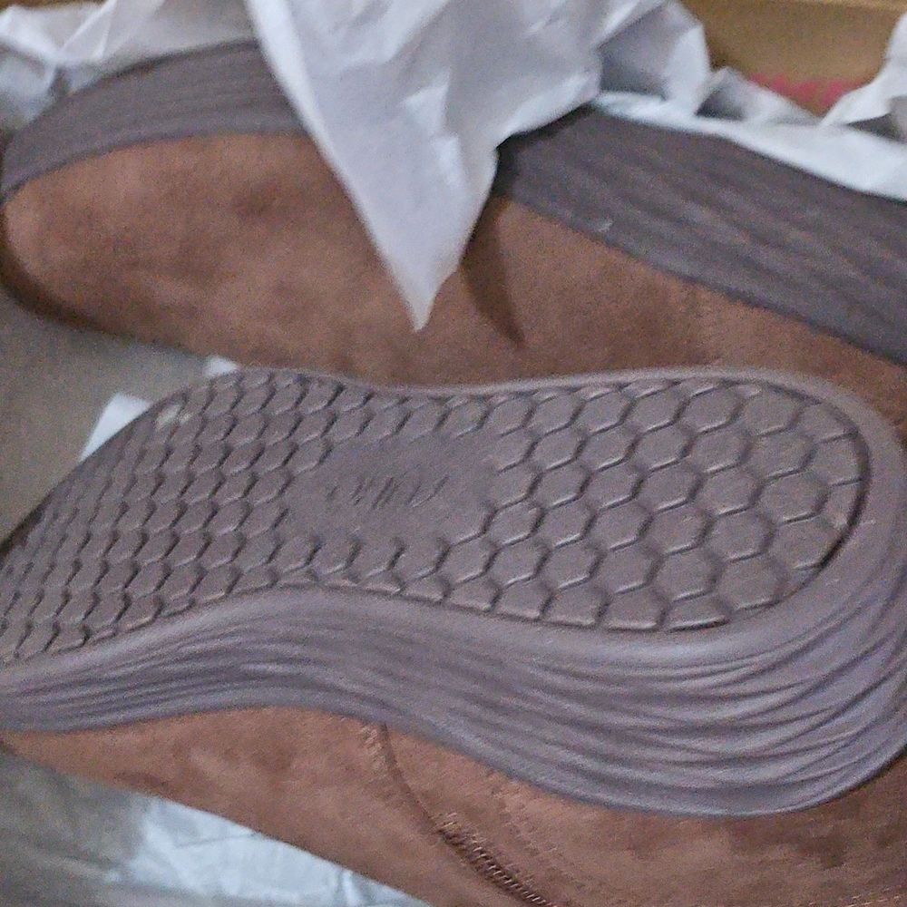Ryka Brown Winter Boots with Faux Fur - Picture 4 of 5